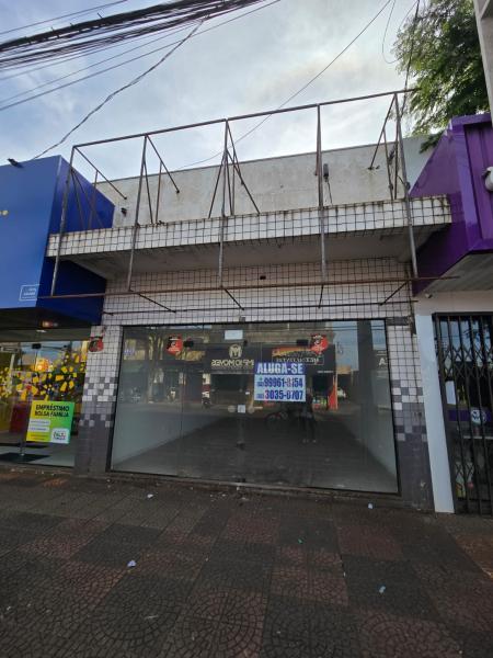Salão comercial - Av. Maringá, 1.399, sala 03.