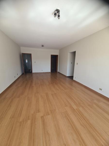 Apartamento comercial no centro